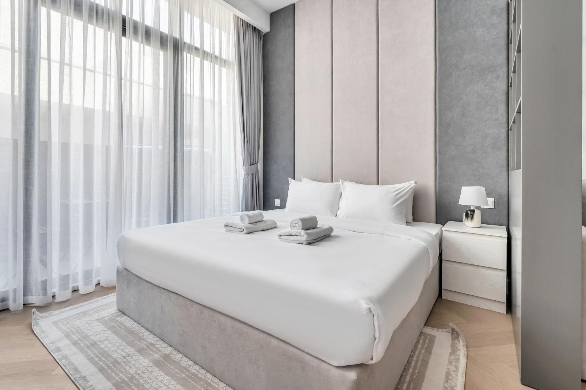 Dayf-ser03 Brand New With Balcony In Jvc Apartment Dubai
