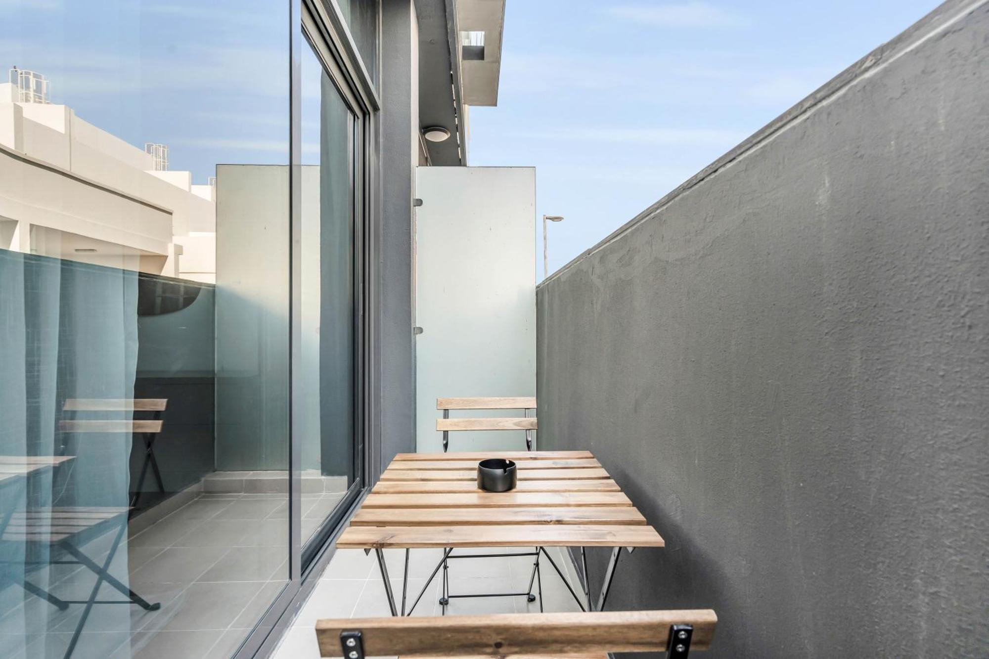 Apartment Dayf-ser03 Brand New With Balcony In Jvc Dubai